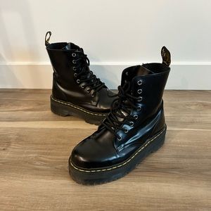 Dr. Martens Jardon Boot Smooth Leather Platforms Sz 7 (great condition)
